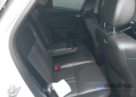 2014 Ford Focus Se from USA, damaged, VIN 1FADP3K23EL248204